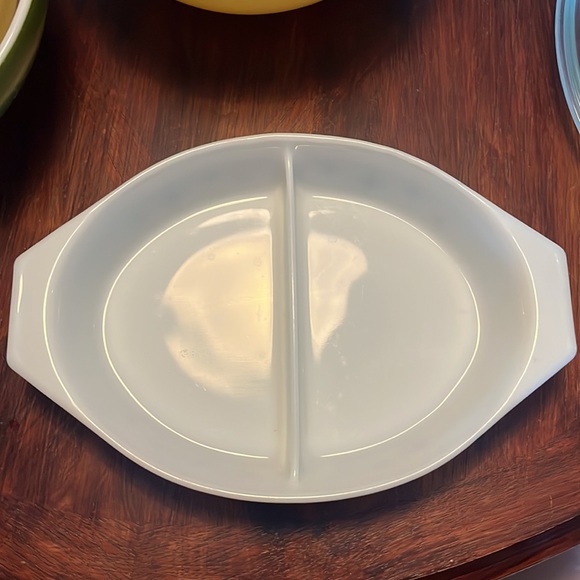 Vintage Pyrex Atomic Starburst Compass Divided Baking Dish with Lid - Picture 3 of 6